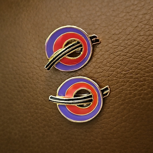 Vintage 1990s Funky Spaceage Atomic Cloisonne Bullseye Clip-on Earrings - Picture 2 of 5